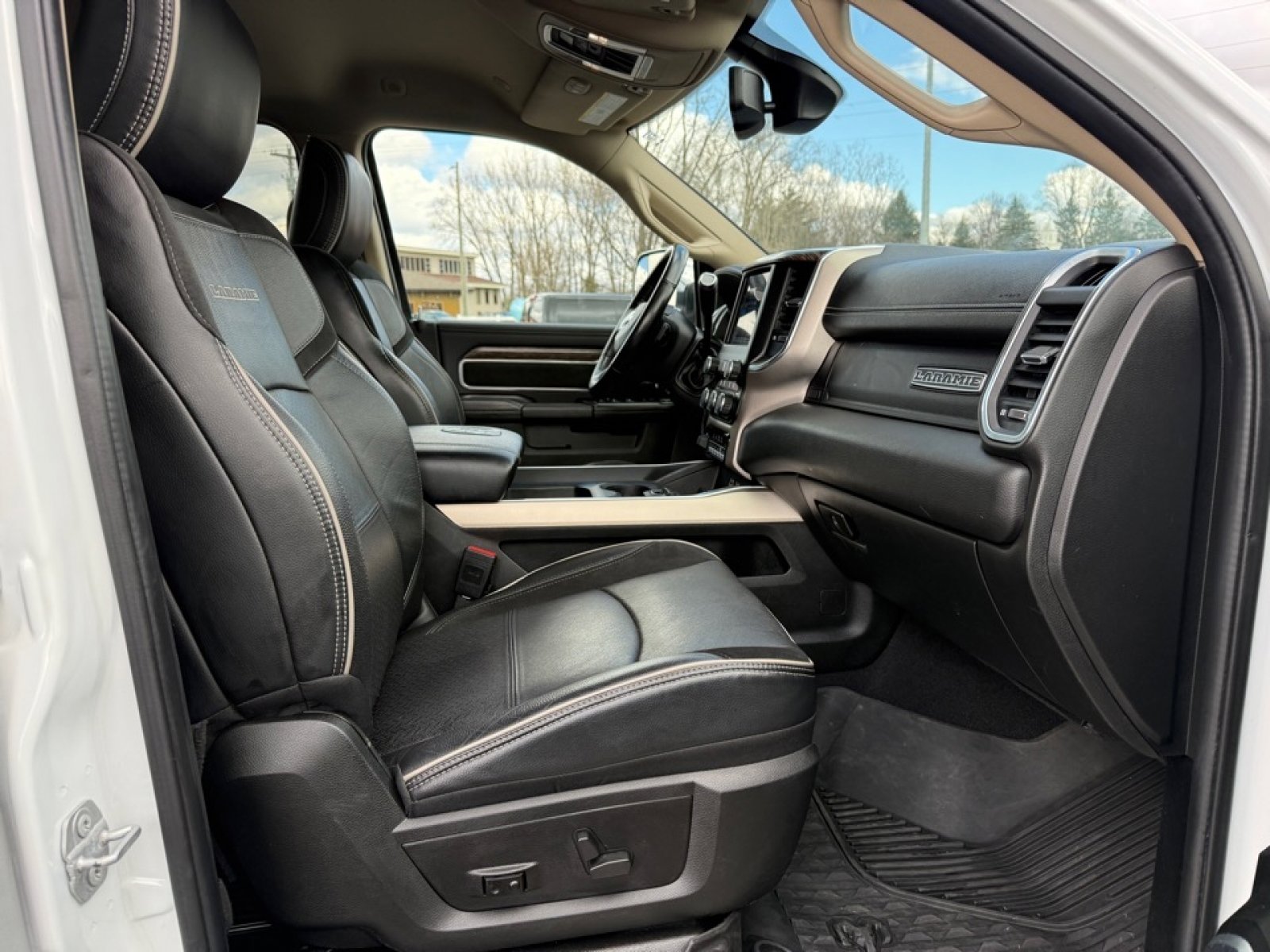 Used 2021 RAM 2500 Laramie AWD/4WD image 25