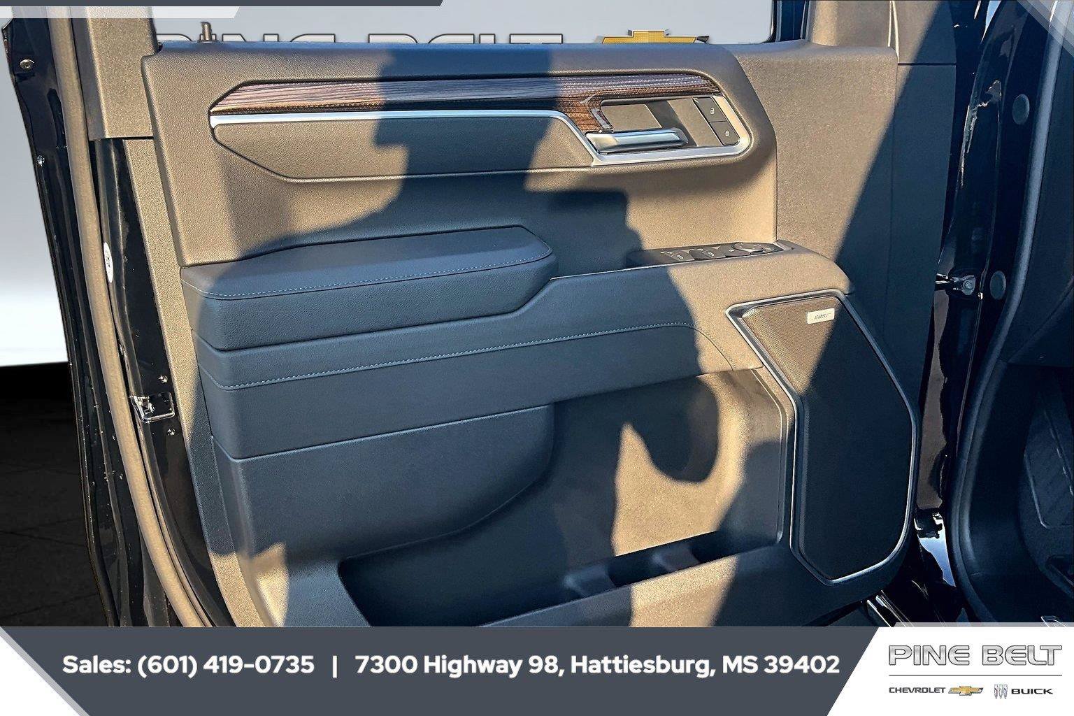 New 2026 Chevrolet Silverado 1500 RST w/ Convenience Package II AWD/4WD image 18