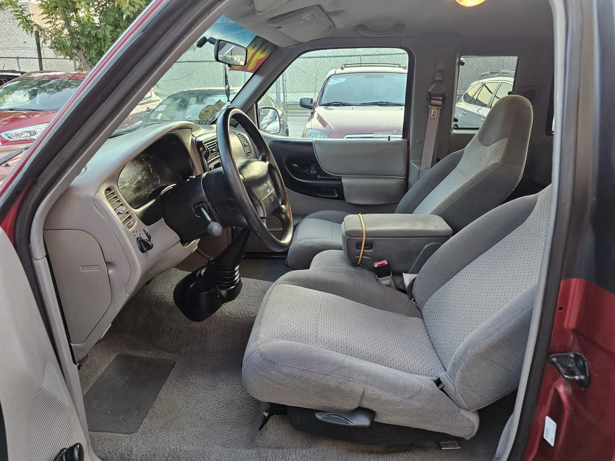 Used 1998 MAZDA B-Series Pickup 2WD Cab Plus B2500 image 26