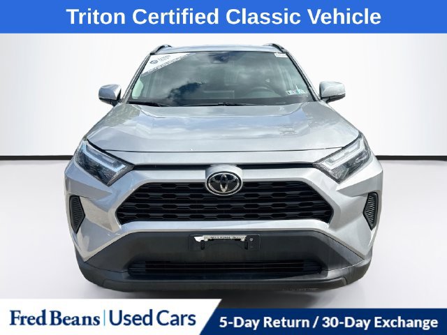 Used 2022 Toyota RAV4 XLE AWD/4WD image 2