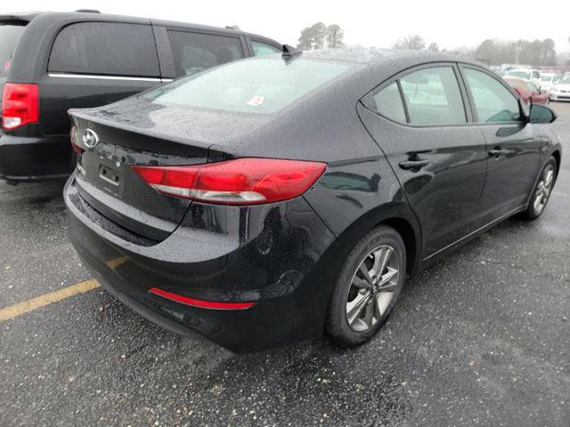 Used 2017 Hyundai Elantra SE w/ SE A/T Tech Package 03 image 4