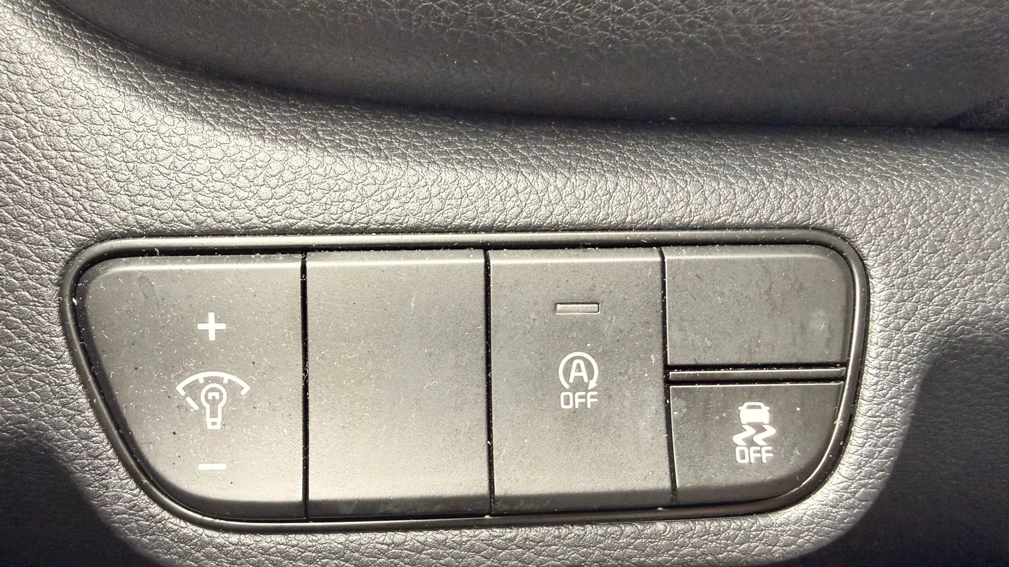 Used 2025 Kia Seltos S FWD image 26