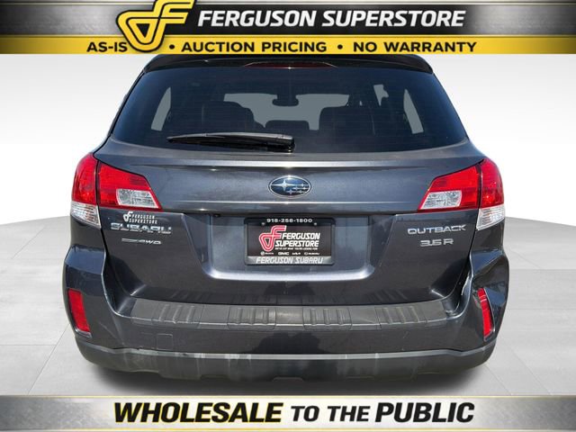 Used 2013 Subaru Outback 3.6R Limited w/ Moonroof Pkg AWD/4WD image 6
