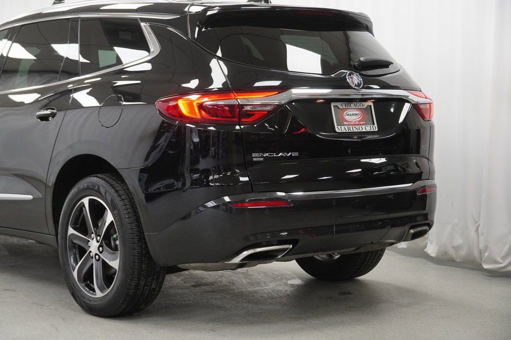 Used 2021 Buick Enclave Essence w/ Sport Touring Edition image 13