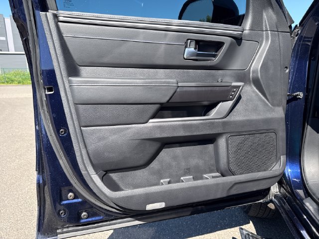 Used 2023 Toyota Tundra Platinum AWD/4WD image 18