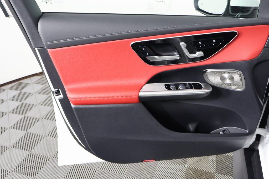 New 2027 Mercedes-Benz GLC 300 image 7