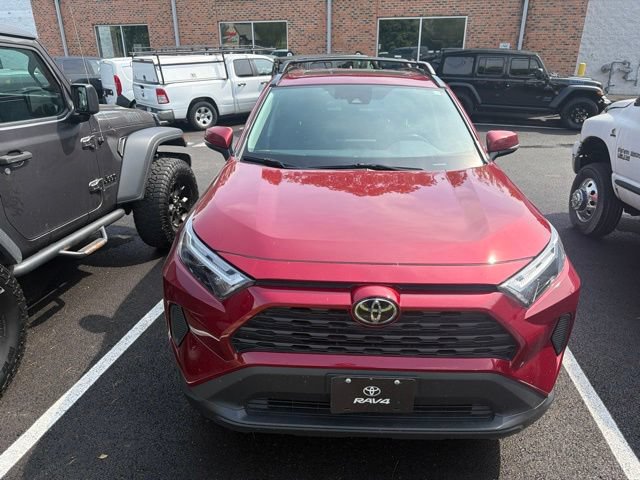 Used 2022 Toyota RAV4 XLE w/ Convenience Package AWD/4WD image 9