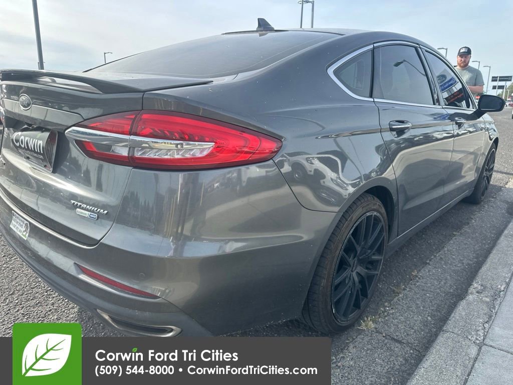Used 2019 Ford Fusion Titanium AWD/4WD image 8