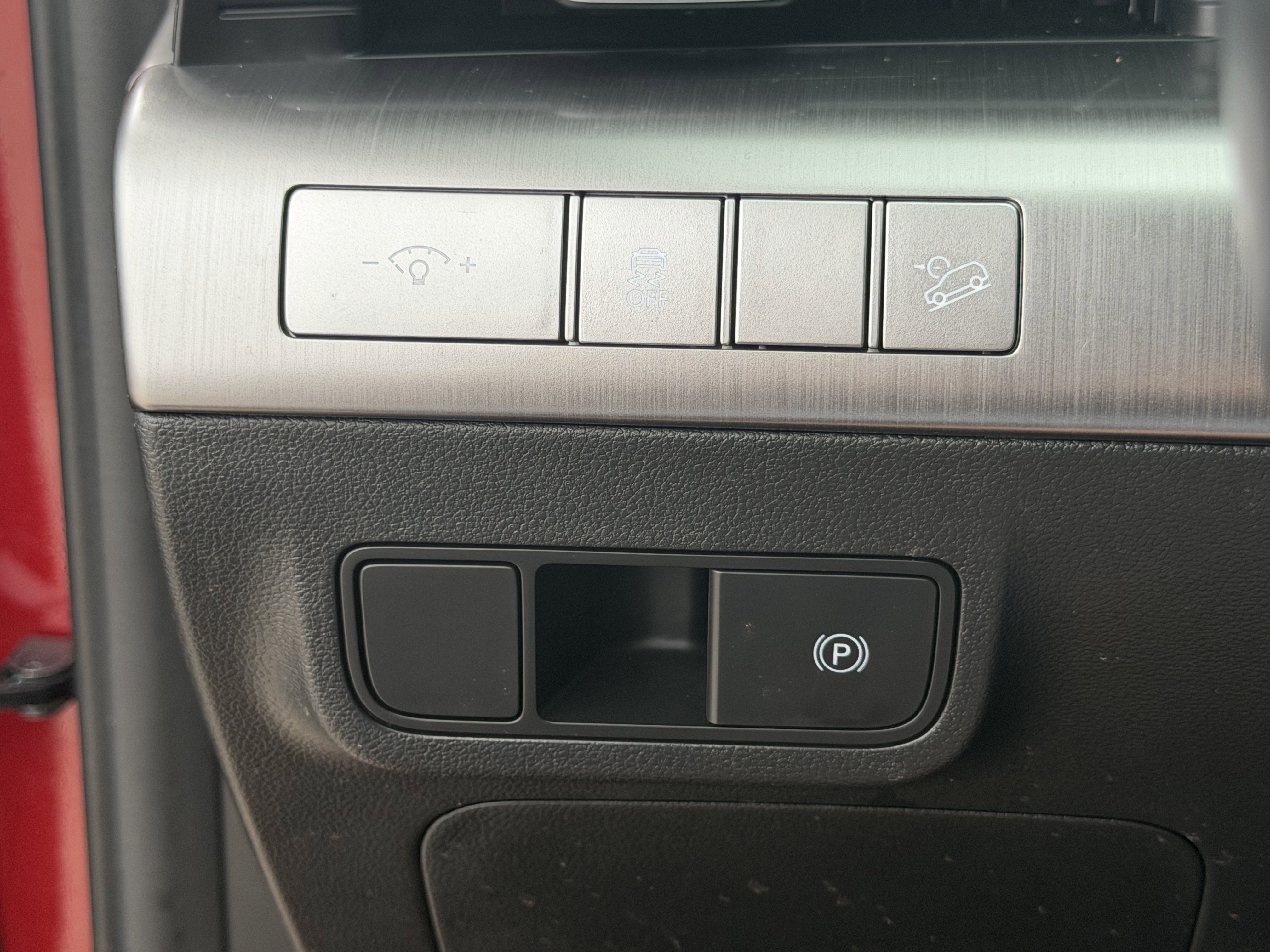 Used 2025 Hyundai Kona SEL FWD image 29