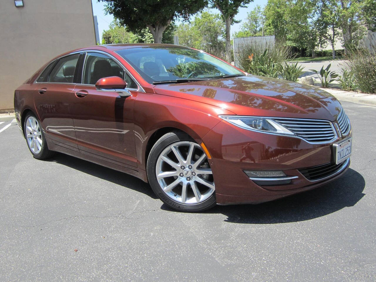 Used 2016 Lincoln MKZ Hybrid w/ Equipment Group 600A Reserve FWD image 2
