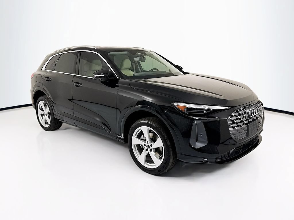 Used 2026 Audi Q5 Premium w/ Premium Plus AWD/4WD image 3