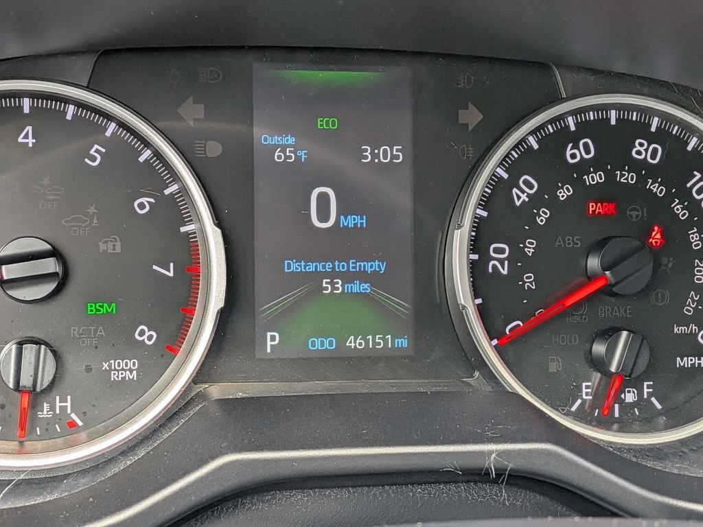Used 2022 Toyota RAV4 XLE AWD/4WD image 12