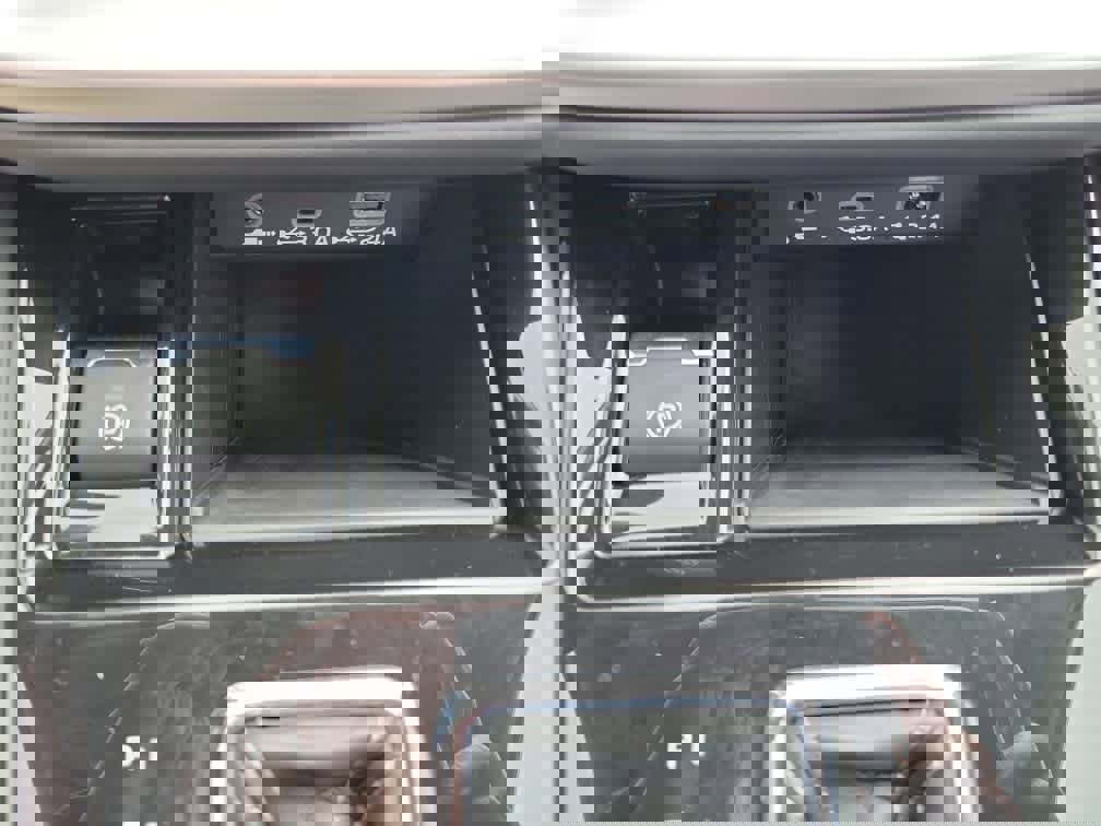 Certified 2025 Subaru Outback Limited w/ Popular Package #2 image 17