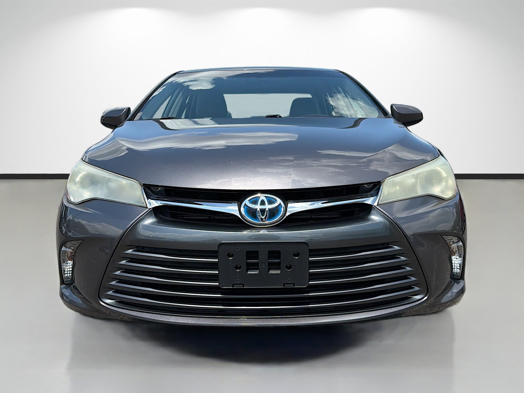 Used 2015 Toyota Camry LE image 8