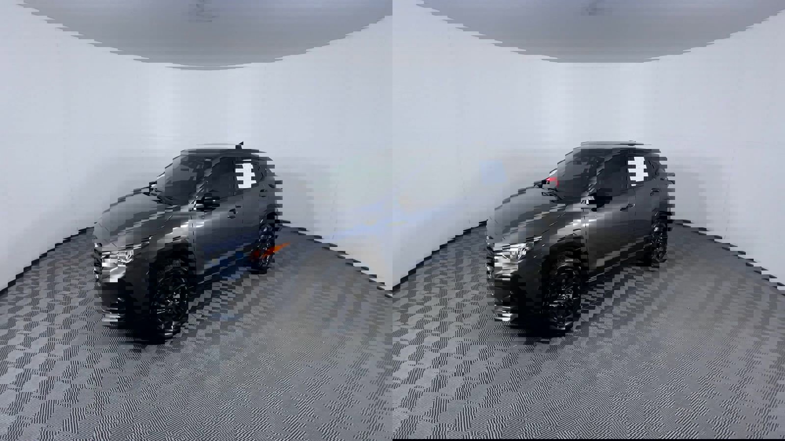 Used 2024 Subaru Crosstrek 2.0i image 4