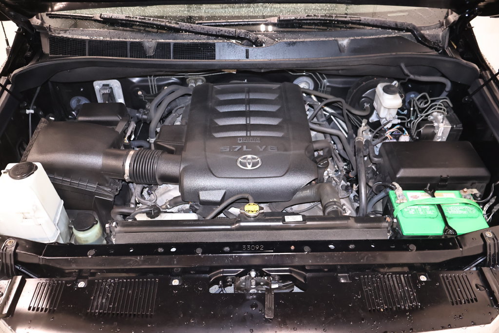 Used 2017 Toyota Tundra SR5 w/ TRD Off Road Package AWD/4WD image 43
