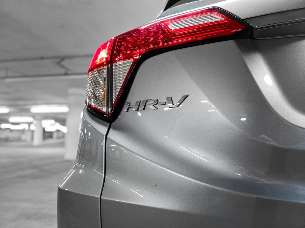 Certified 2021 Honda HR-V LX image 10