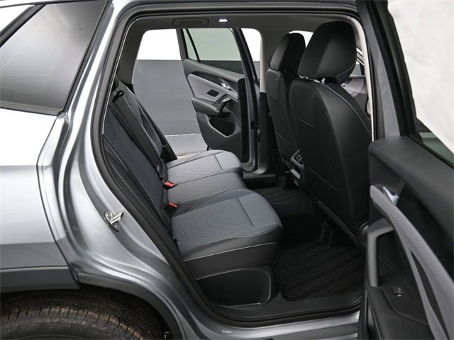 New 2026 Volkswagen Tiguan SE image 13