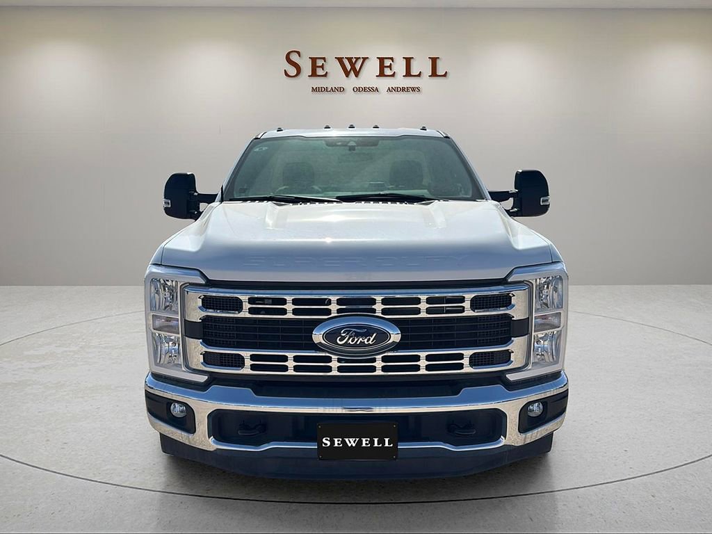 New 2024 Ford F350 XL w/ XL Chrome Package RWD image 8