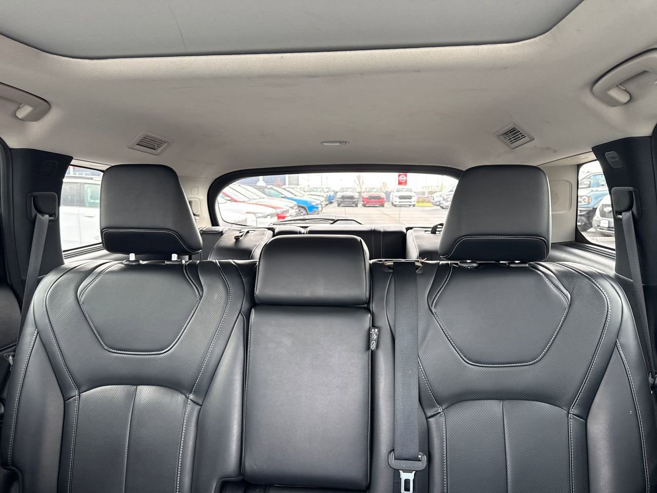 Used 2023 INFINITI QX60 Luxe AWD/4WD image 25