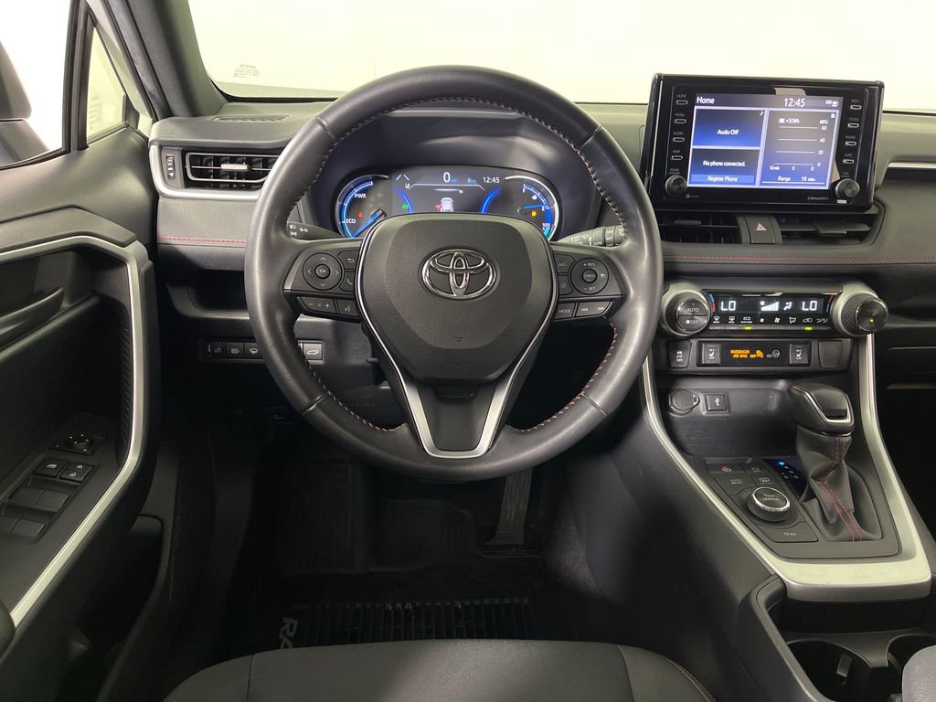 Used 2021 Toyota RAV4 SE w/ Weather & Moonroof Package image 13