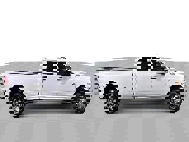 Used 2024 RAM 3500 Tradesman w/ Chrome Appearance Group image 9