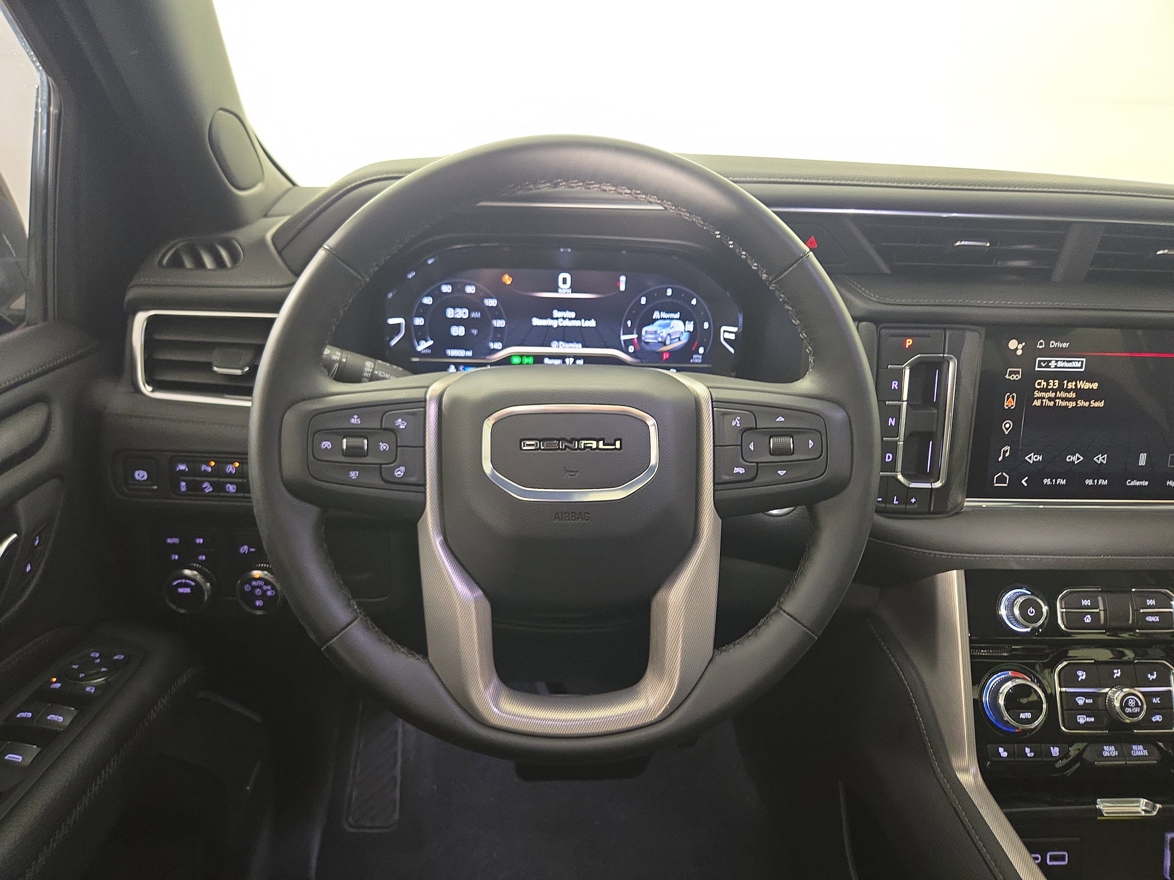 Used 2024 GMC Yukon Denali image 15