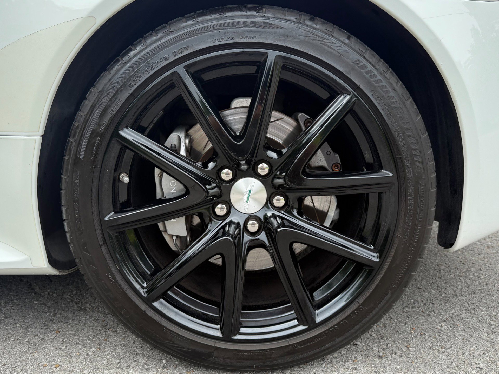 Used 2015 Aston Martin V8 Vantage GT image 59