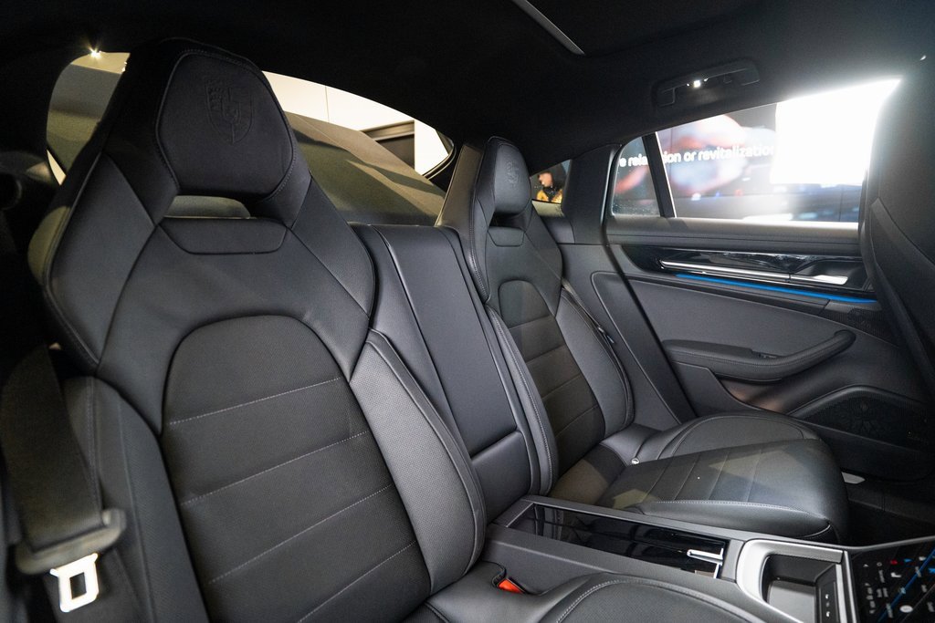 New 2026 Porsche Panamera 4 image 38