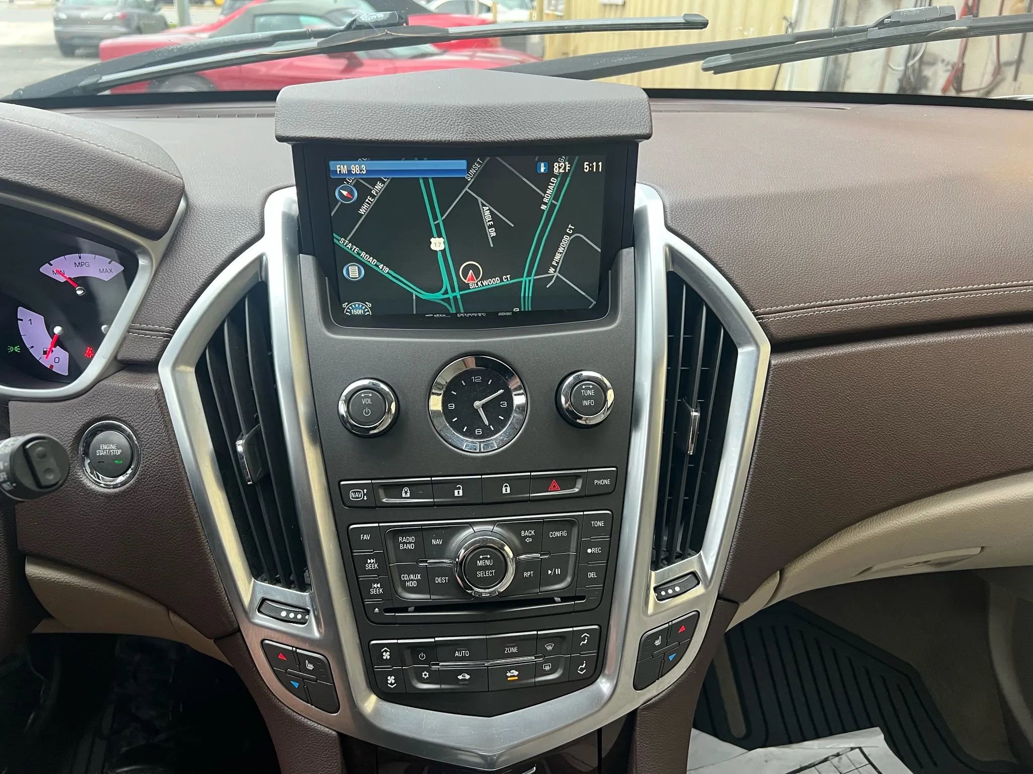 Used 2012 Cadillac SRX Luxury FWD image 12