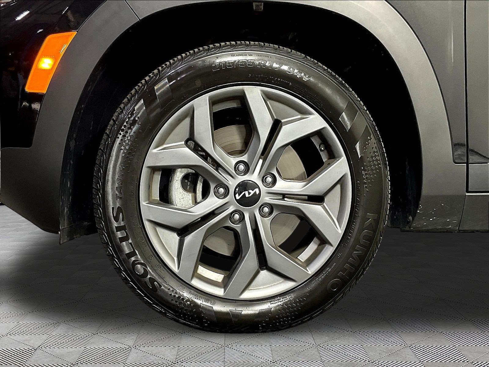 Used 2024 Kia Seltos S AWD/4WD image 33