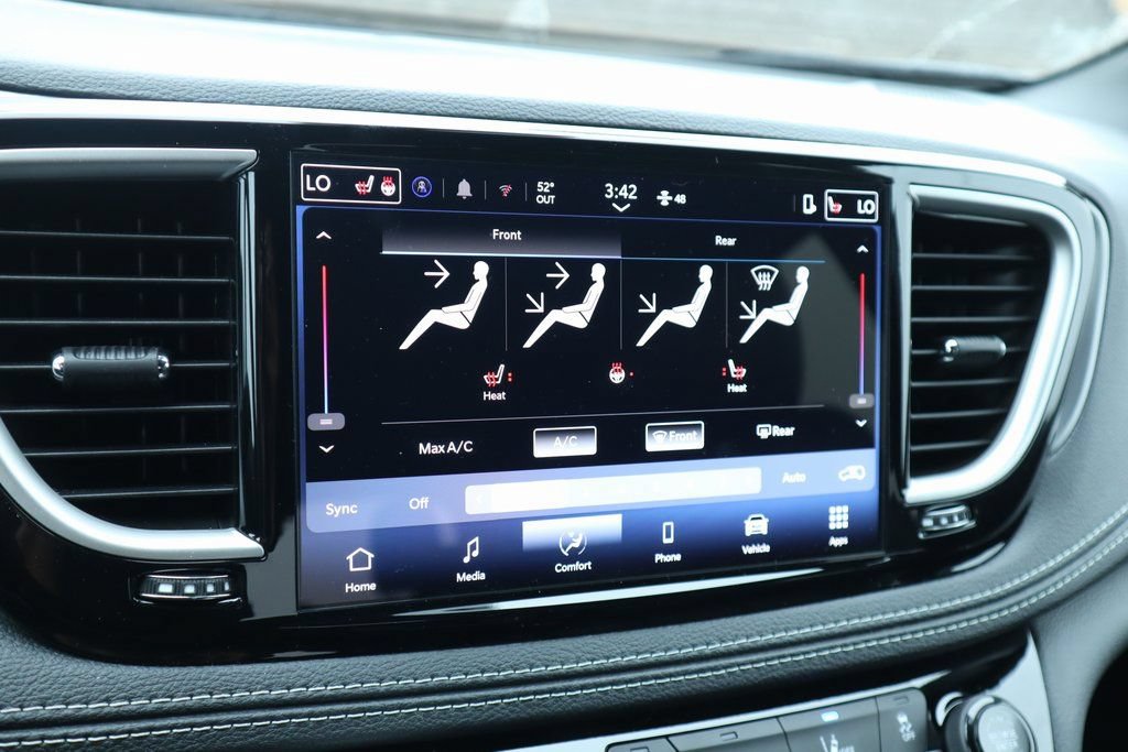 New 2026 Chrysler Pacifica Select AWD/4WD image 7