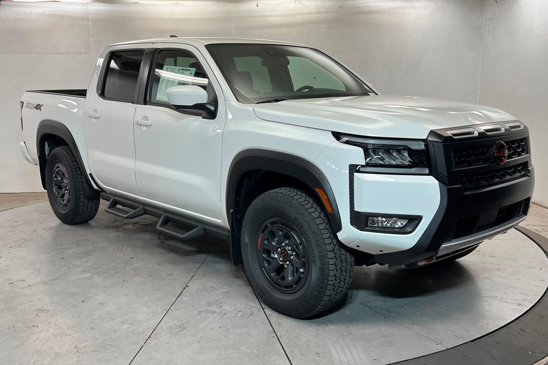 New 2026 Nissan Frontier PRO-4X w/ Pro-4x Convenience Package AWD/4WD image 7