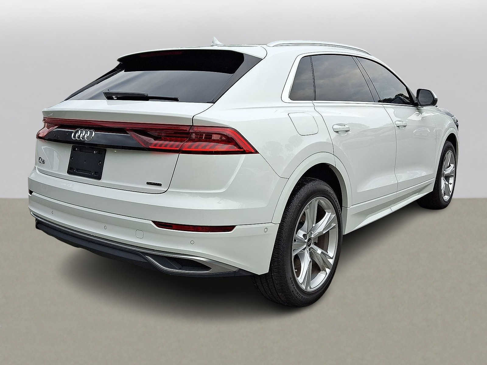 Used 2023 Audi Q8 Premium w/ Convenience Package AWD/4WD image 31