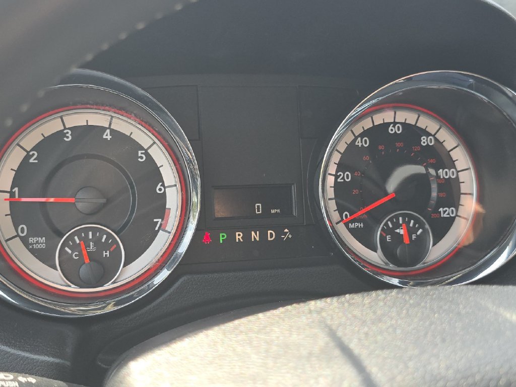 Used 2017 Dodge Grand Caravan SE FWD image 24