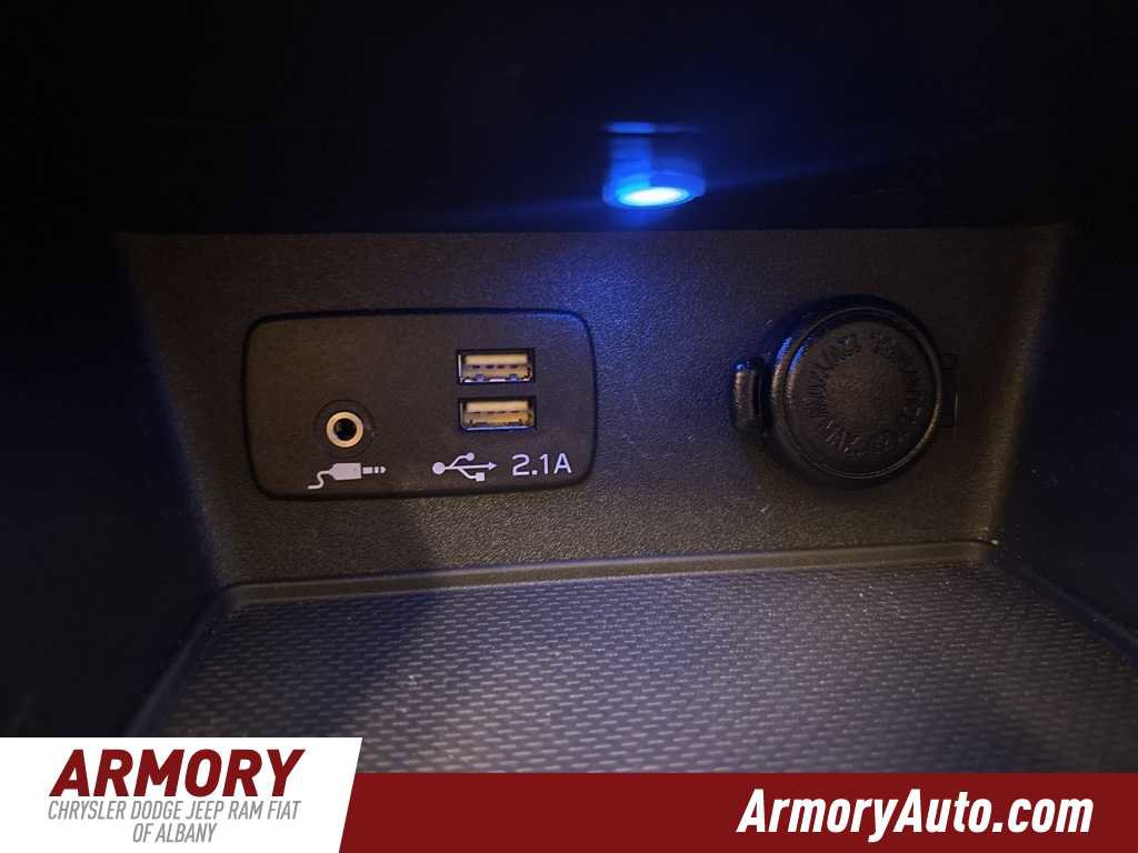 Used 2021 Subaru Forester Premium image 19