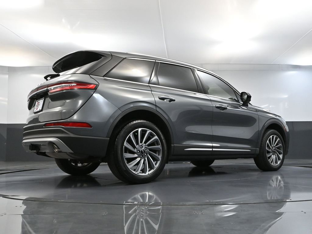 Used 2024 Lincoln Corsair Reserve w/ Towing Package image 53