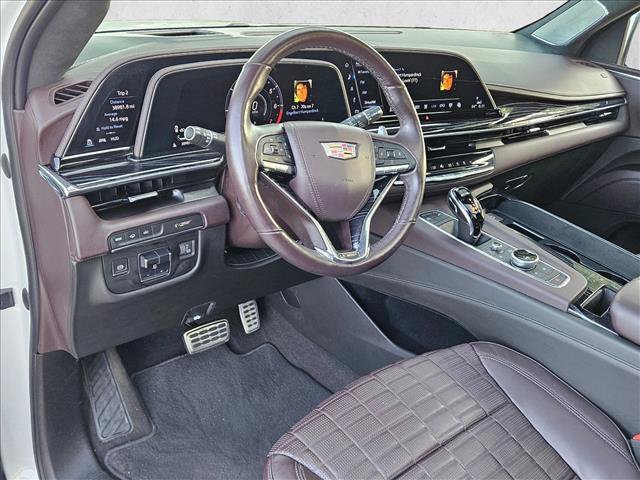 Used 2023 Cadillac Escalade ESV V AWD/4WD image 10