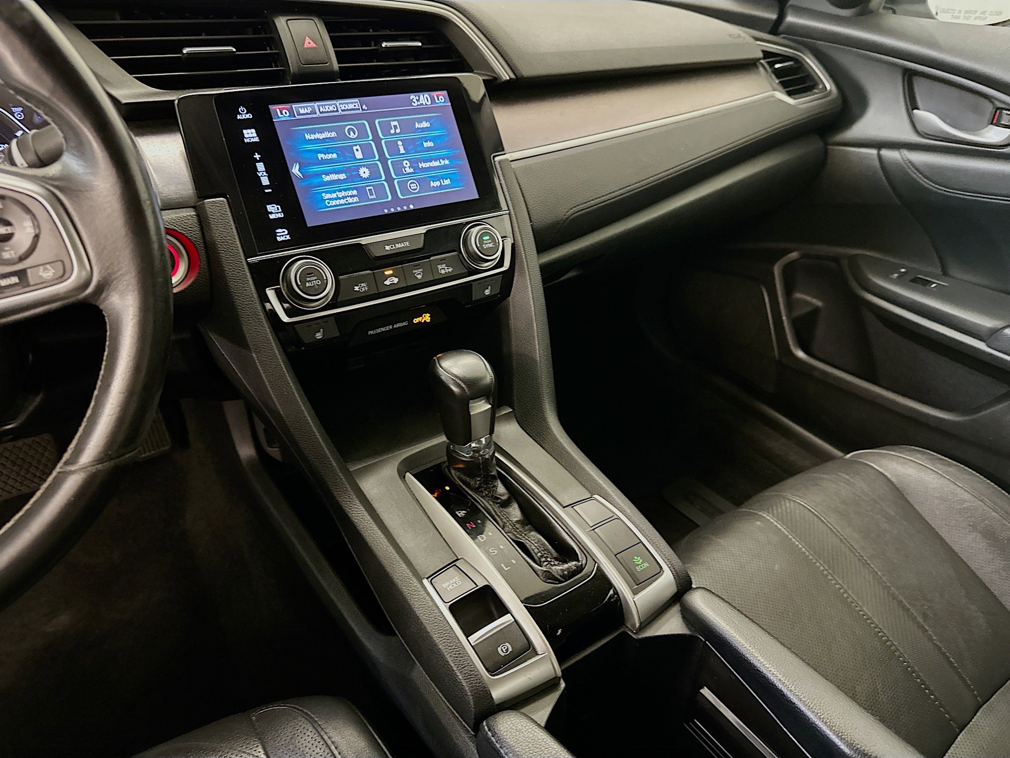 Used 2017 Honda Civic Touring image 26