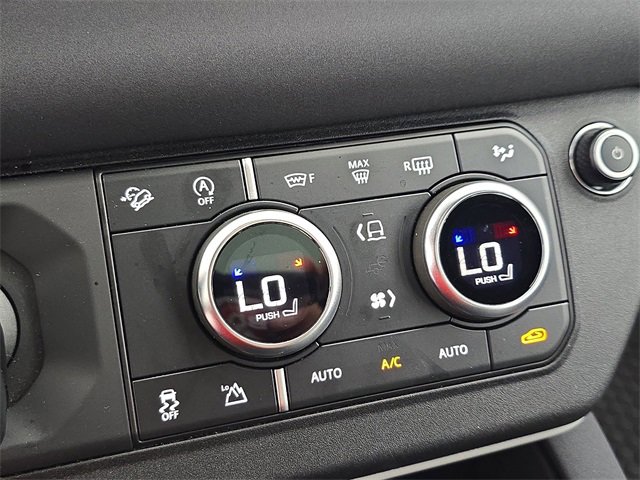 Certified 2023 Land Rover Defender 90 X-Dynamic SE image 21