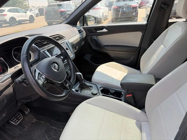 Used 2021 Volkswagen Tiguan SE R-Line AWD/4WD image 14