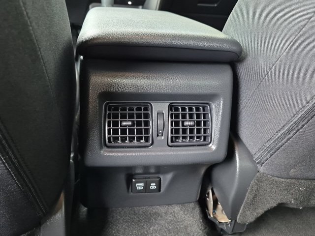 Used 2025 Toyota Camry LE FWD image 16