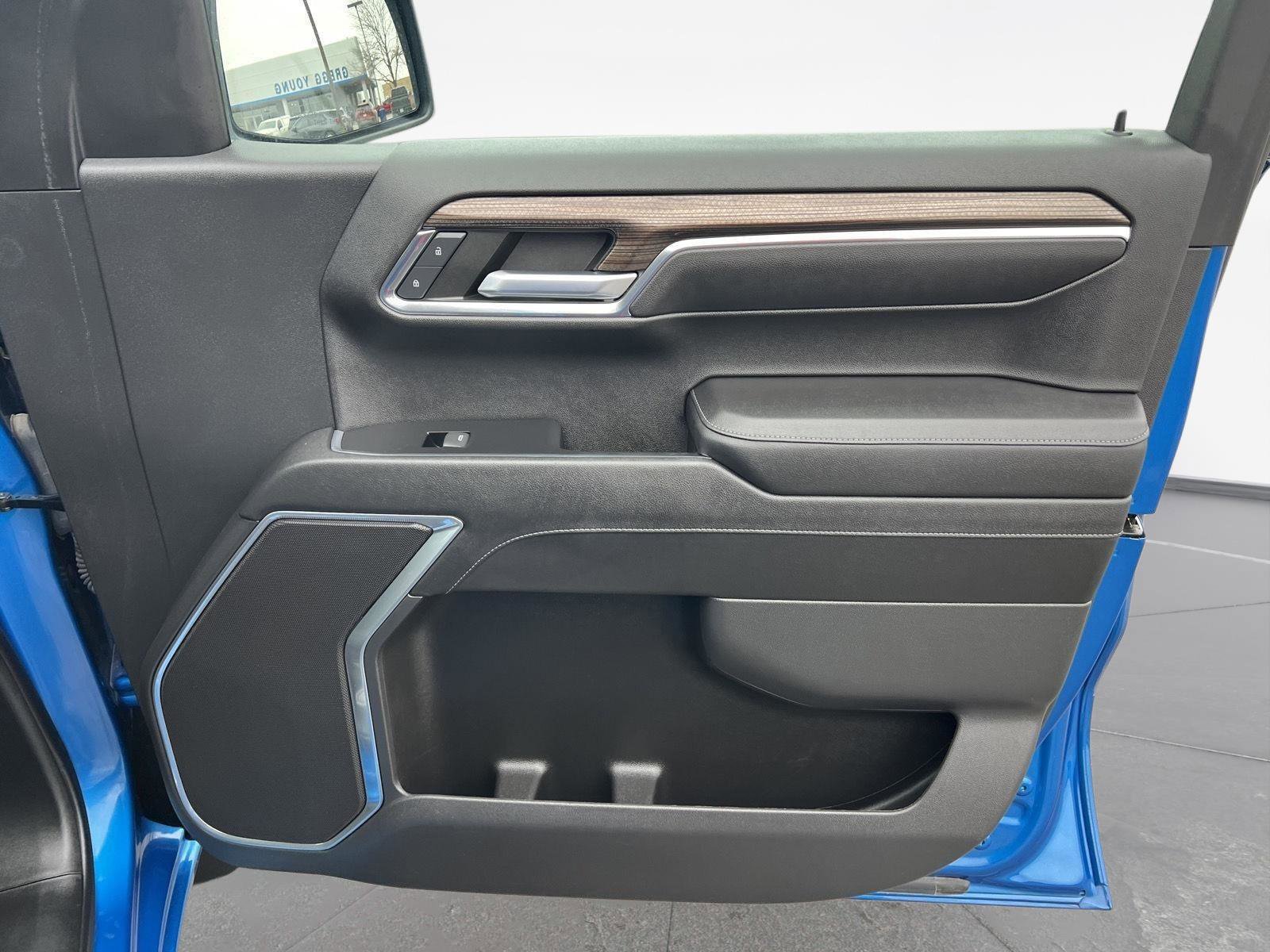 Used 2023 Chevrolet Silverado 1500 LT w/ Protection Package image 24