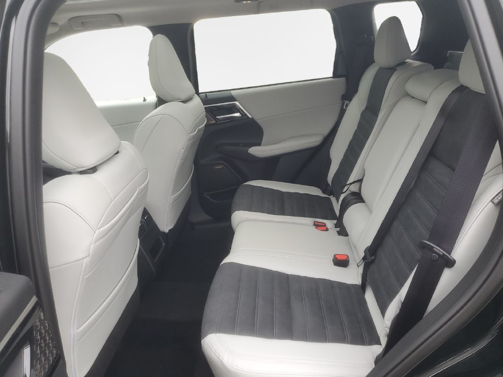 New 2026 Mitsubishi Outlander SE AWD/4WD image 24