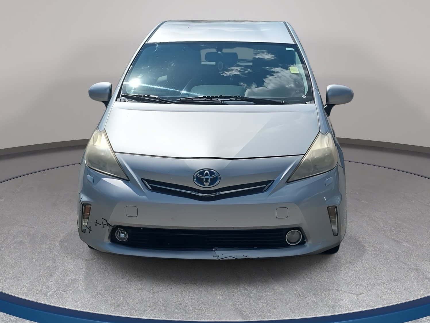Used 2012 Toyota Prius V Five FWD image 2