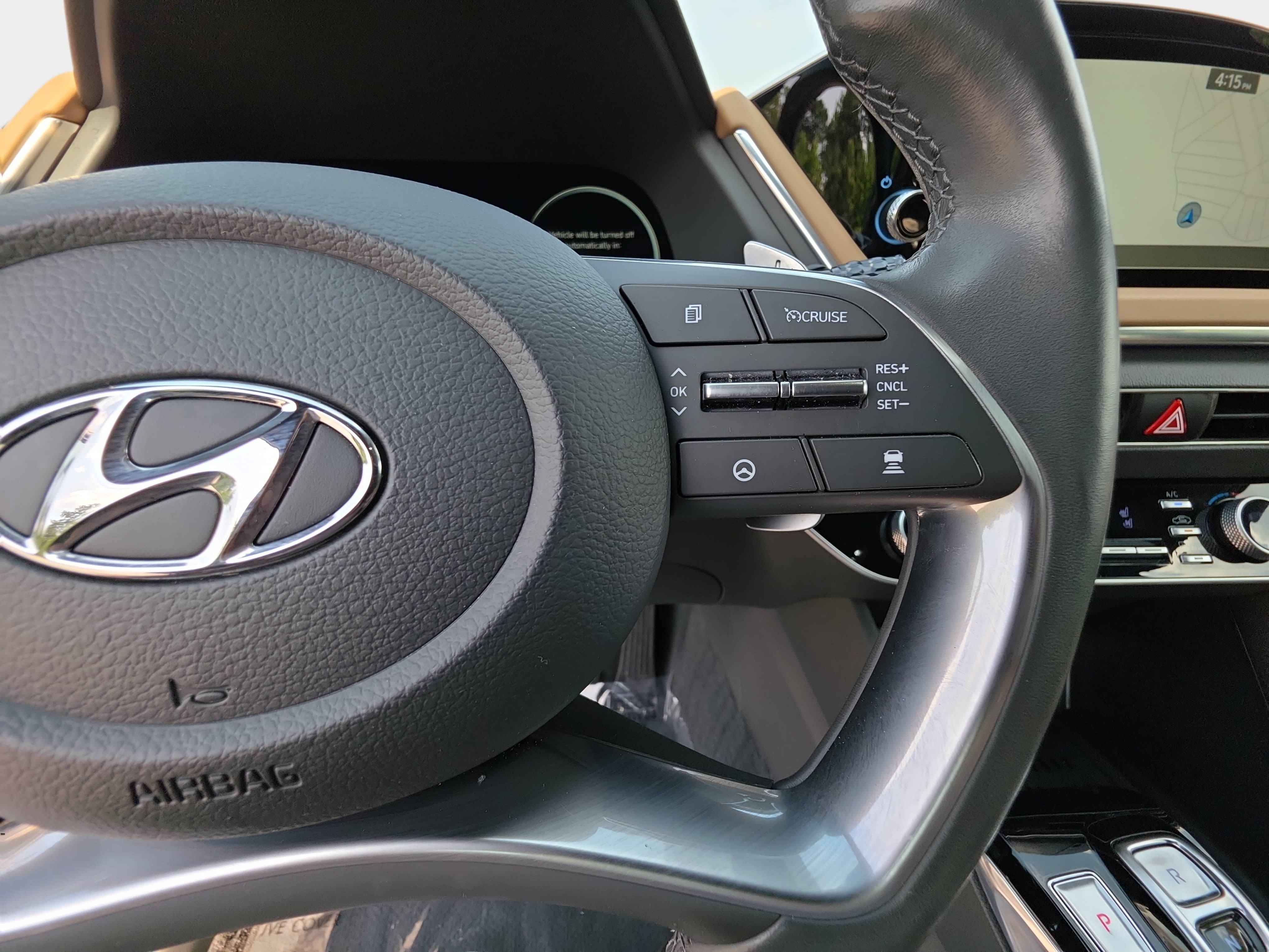 Used 2023 Hyundai Sonata Limited w/ Cargo Package FWD image 18
