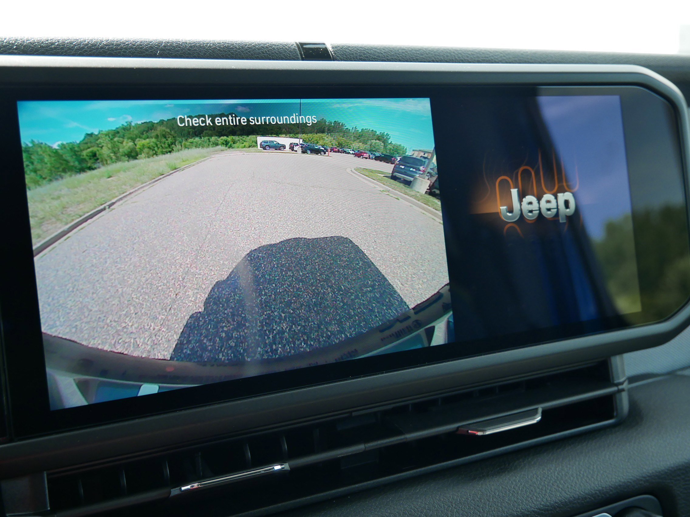 New 2025 Jeep Wrangler Sport S image 20