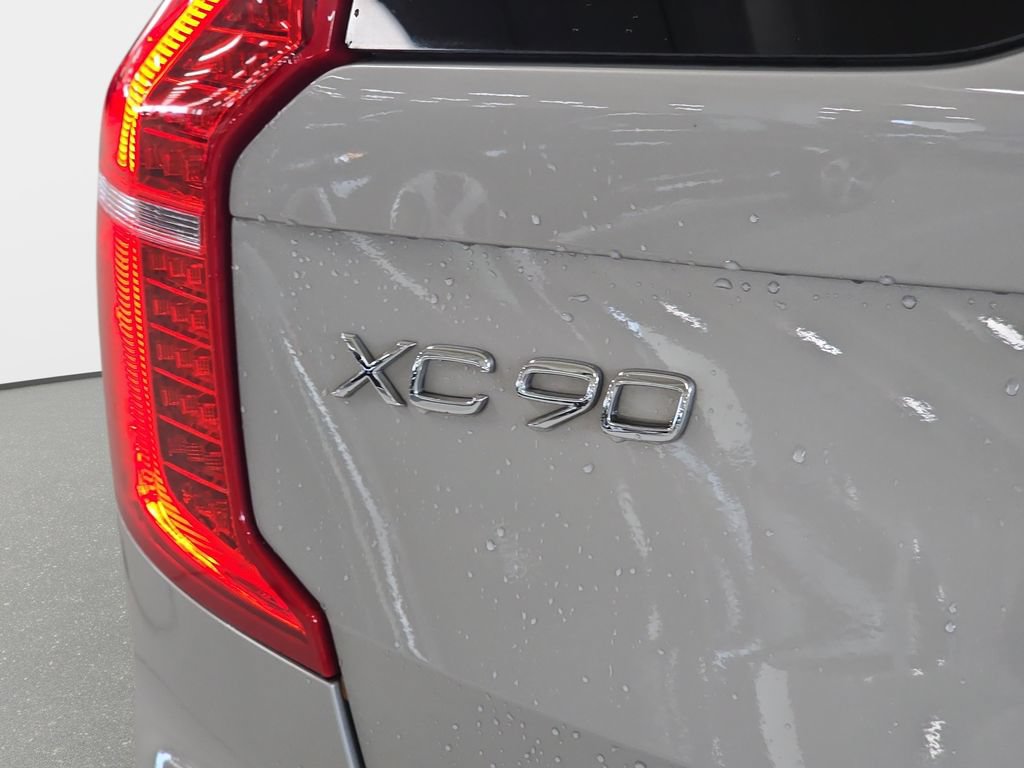 Used 2023 Volvo XC90 B5 Core AWD/4WD image 21