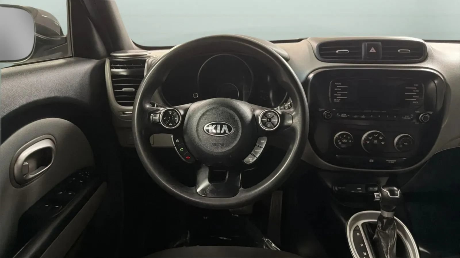 Used 2016 Kia Soul FWD image 10