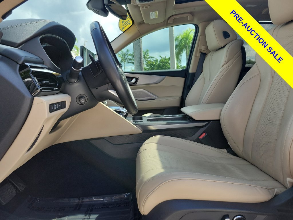 Certified 2025 Acura MDX w/ Technology Package FWD image 21
